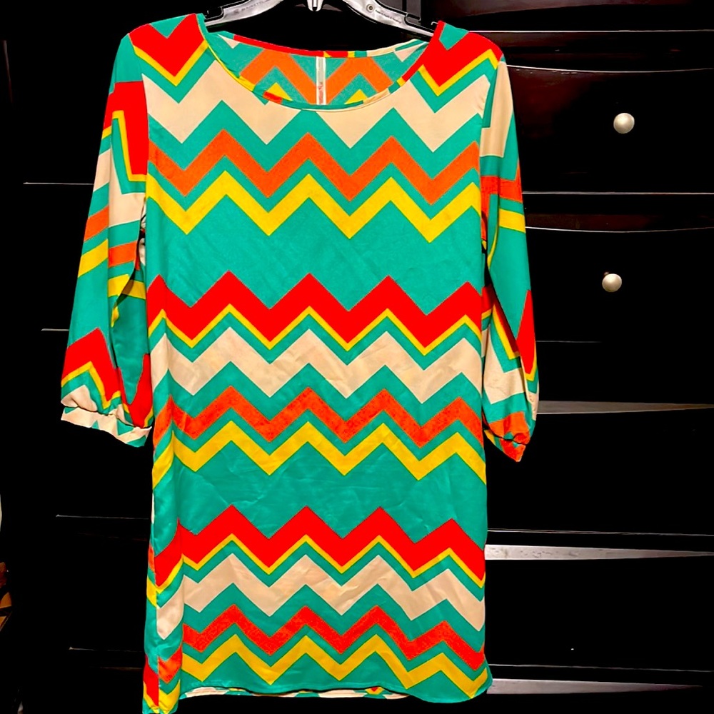 3/4 length chevron dress